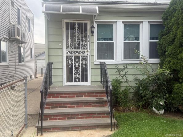 202-16 33rd Avenue, Bayside NY 11361