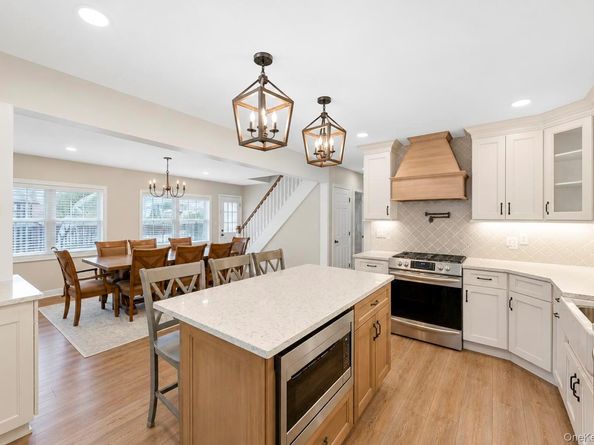 41 Miller Place, Levittown NY 11756