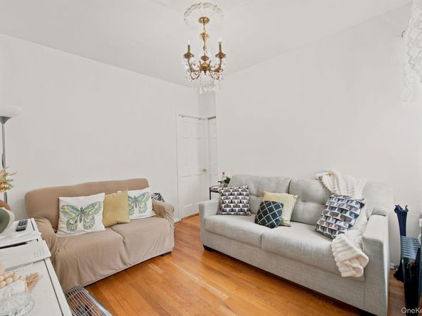 350 S 4th Street 4F, Brooklyn NY 11211