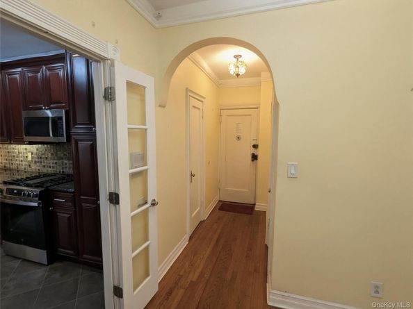 8344 Lefferts Boulevard 1F, Kew Gardens NY 11415