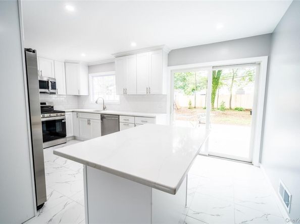 11 Berry Lane, Centereach NY 11720
