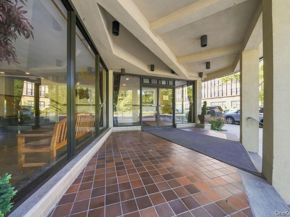 1874 Pelham Parkway S LF, Bronx NY 10461