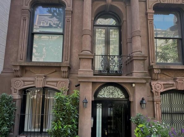 18 E 63rd Street 1, New York (Manhattan) NY 10065