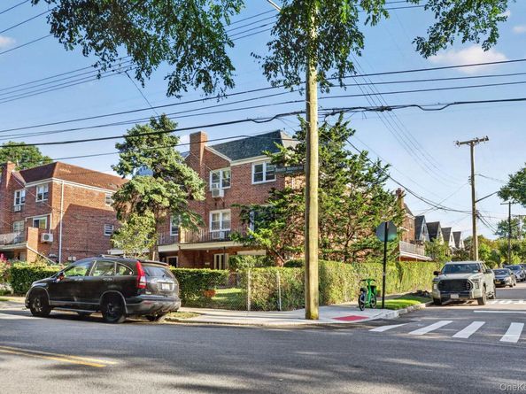 16302 Booth Memorial Avenue, Fresh Meadows NY 11365