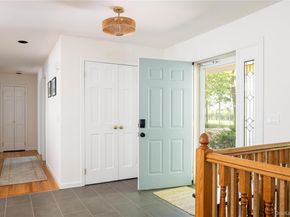 8579 New Suffolk Avenue, Cutchogue NY 11935