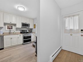 218 Tree Top Crescent, Rye Brook NY 10573