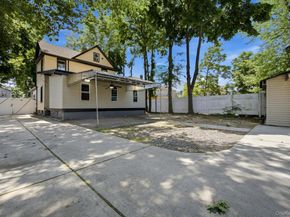 29 Elm Avenue, Hempstead NY 11550