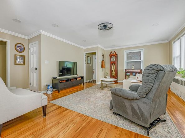 1600 Grand A Avenue T1, Baldwin NY 11510