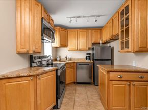 2 Inwood Road, Glen Cove NY 11542