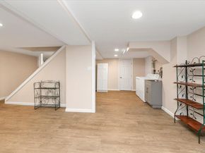 2 Inwood Road, Glen Cove NY 11542