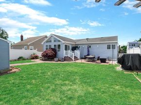 208 N 3rd Street, Bethpage NY 11714