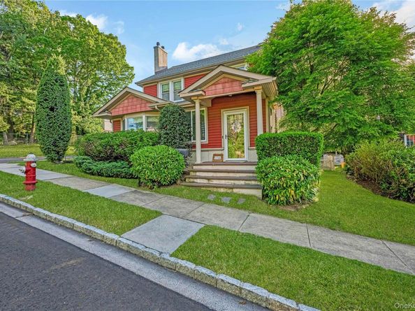 134 Singworth Street, Oyster Bay NY 11771