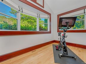 134 Singworth Street, Oyster Bay NY 11771