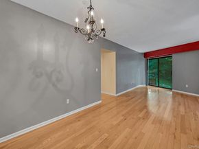 24 Ray Place 14, Scarsdale NY 10583