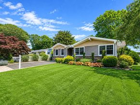 2 Pueblo Court, Sayville NY 11782