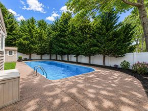 2 Pueblo Court, Sayville NY 11782