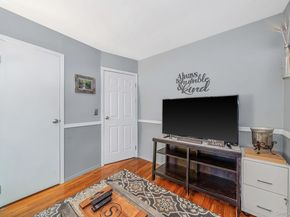 2 Pueblo Court, Sayville NY 11782