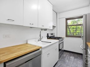33-52 Crescent Street 4C, Astoria NY 11106