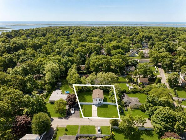 8 Brush Road, Mastic Beach NY 11951