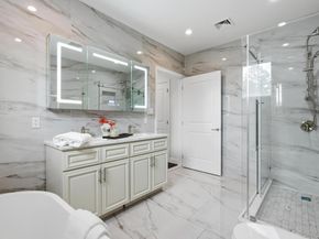 19412 Dunton Avenue, Holliswood NY 11423