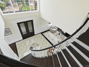 19412 Dunton Avenue, Holliswood NY 11423