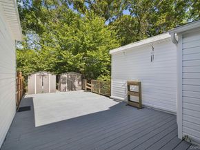 5 Grendon Lane, Farmingville NY 11738