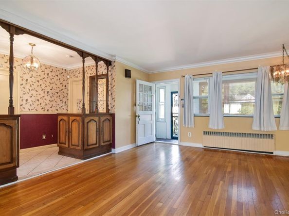 73 Lincoln Avenue, Yonkers NY 10704