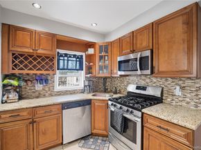 2548 Woodhull Avenue, Bronx NY 10469