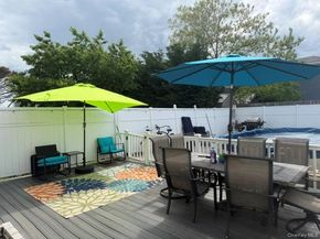 1601 Cross Bay Boulevard, Broad Channel NY 11693