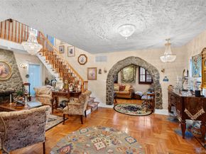 315 Wynsum Avenue, Merrick NY 11566