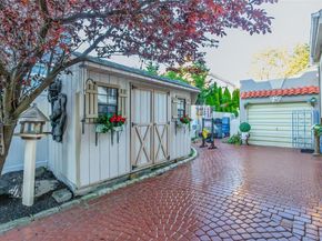 315 Wynsum Avenue, Merrick NY 11566