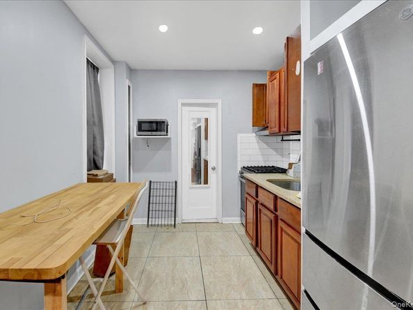 1748 Cross Bronx Expressway, Bronx NY 10472
