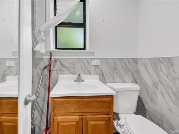 1748 Cross Bronx Expressway, Bronx NY 10472