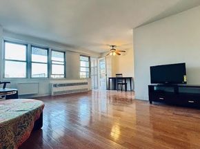43-10 Kissena Boulevard 7J, Flushing NY 11355