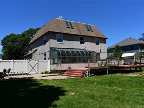 280 Park Avenue W, Westbury NY 11590