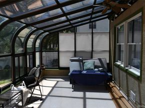 280 Park Avenue W, Westbury NY 11590