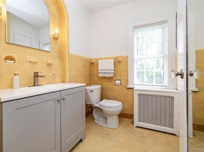 210 Demott Avenue, Rockville Centre NY 11570