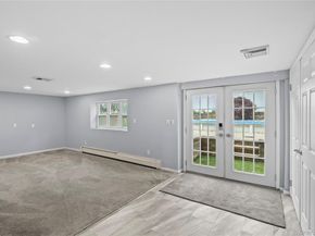 21 Via Continental, Huntington Station NY 11746