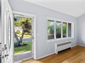21 Via Continental, Huntington Station NY 11746