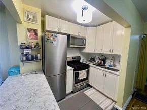 94-11 59 Avenue D17, Elmhurst NY 11373