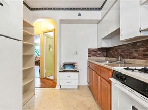 67-10 Selfridge Street, Forest Hills NY 11375