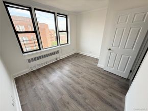 42-26 81st Street 7I, Elmhurst NY 11373