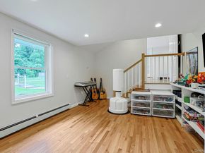 3 Meadow Park Road, Baldwin Place NY 10505