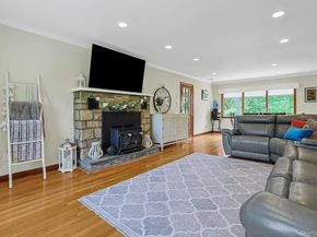 3 Meadow Park Road, Baldwin Place NY 10505