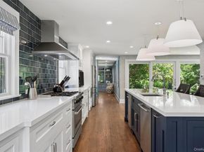 18 Jagger Lane, Westhampton NY 11977