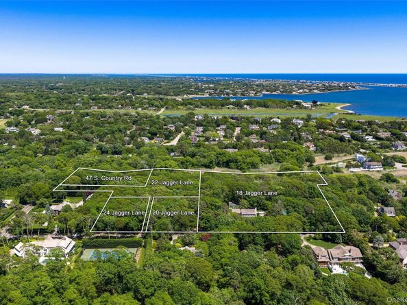 18 Jagger Lane, Westhampton NY 11977