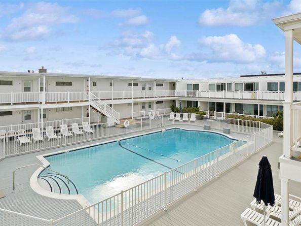 281 Dune Road 17B, Westhampton Beach NY 11978