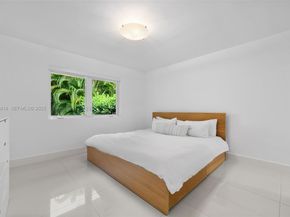 45 SW 19th Rd, Miami FL 33129