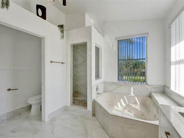 10730 NW 56th Ct, Coral Springs FL 33076