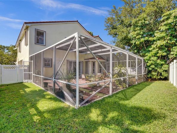 10730 NW 56th Ct, Coral Springs FL 33076